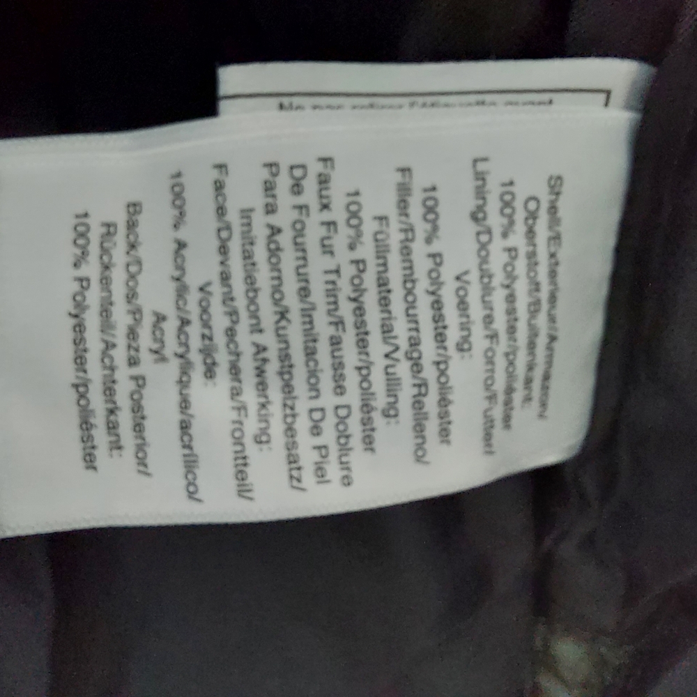 DKNY Hooded Puffer - Picture 11 of 11